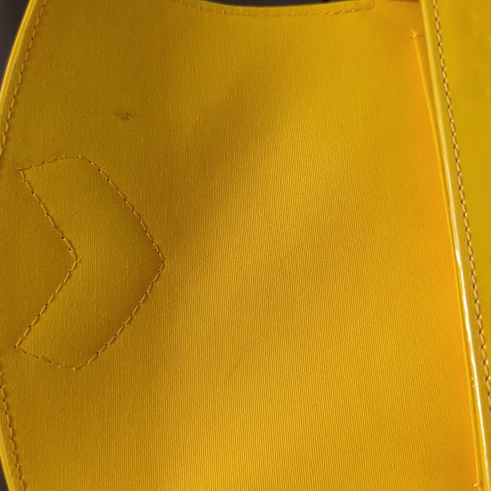 💕Rare LOUIS VUITTON Monogram Vernis Bellflower PM yellow leather Cross body BAG - Picture 14 of 16